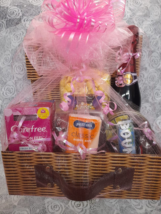 Festive Wicker Gift Hampers